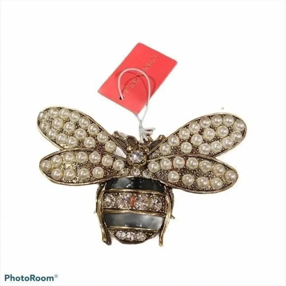 Pink linen pearl brooch - Picture 4 of 9